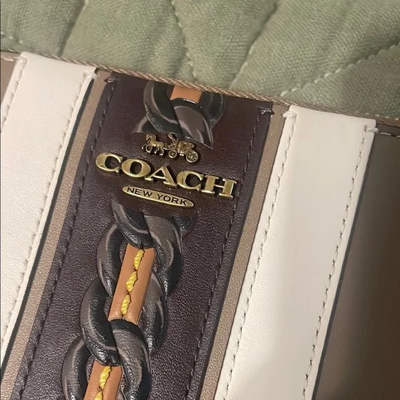 Coach Medium Zip Around Wallet - Picture 2 of 7